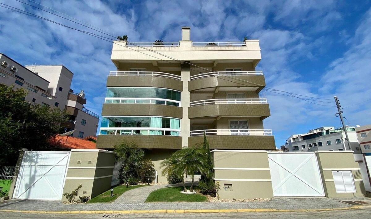 Garden Ville - Confortavel Apartamento Na Praia De Bombas Com Otima Localizacao Bombinhas Eksteriør billede